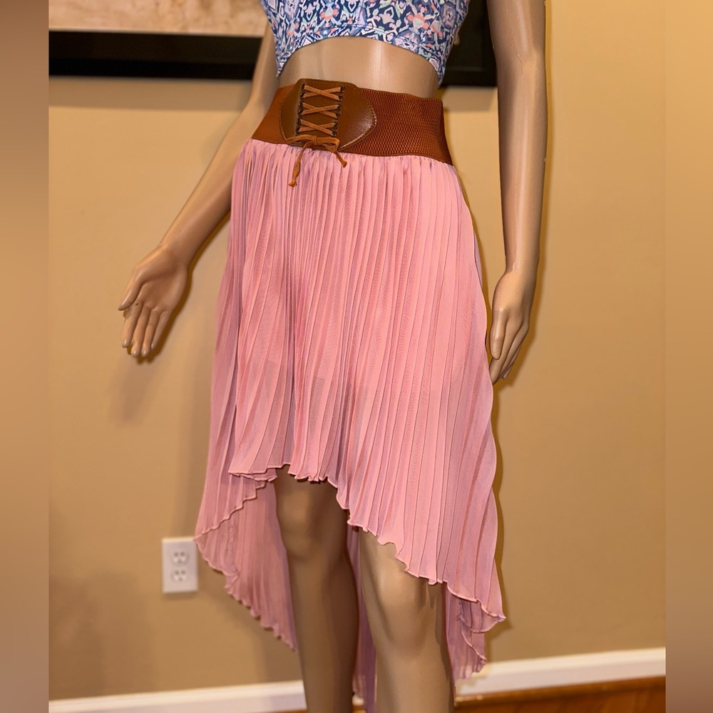 stretchy waist band, sheer high low skirt